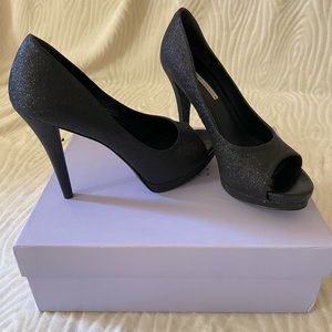 🌷vera wang lavender label pumps🌷